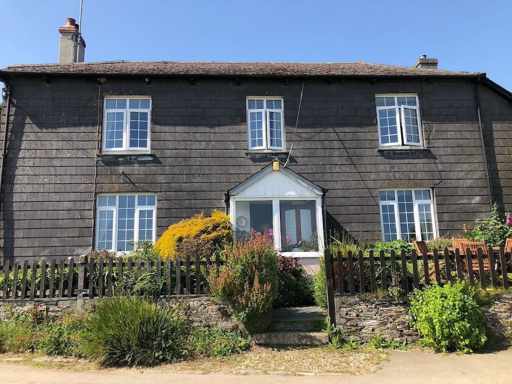 Tregarland Farm B&B