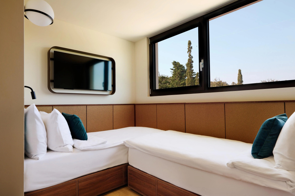 Eva Sunny Hotel & Residence By Valamar — 4