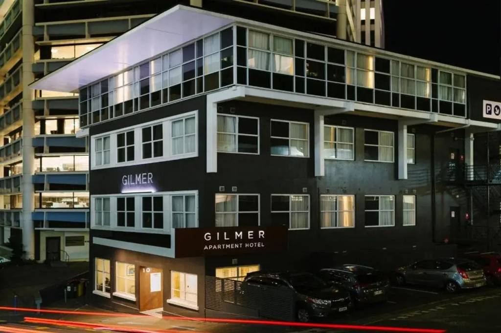 Gilmer Apartment Hotel