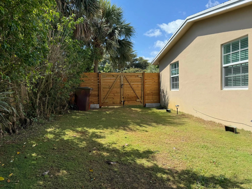 Cozy 2 bedroom near intercoastal & beaches