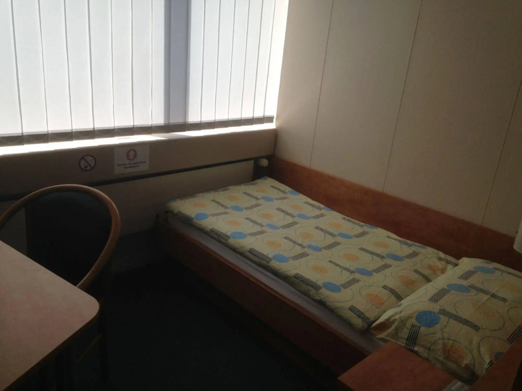 Image 4