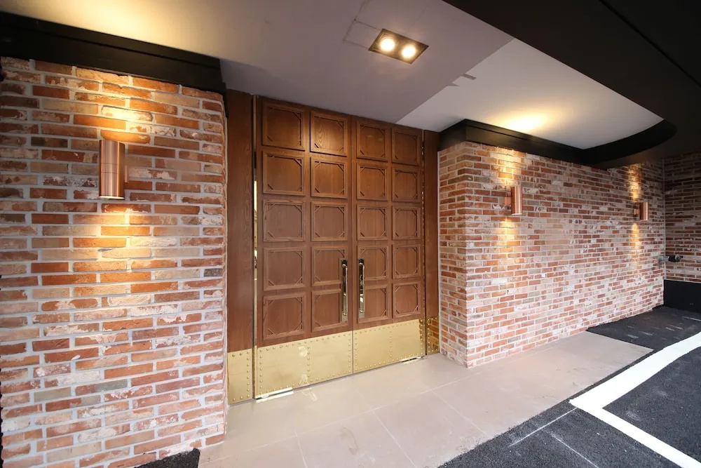 Ninespot Hotel