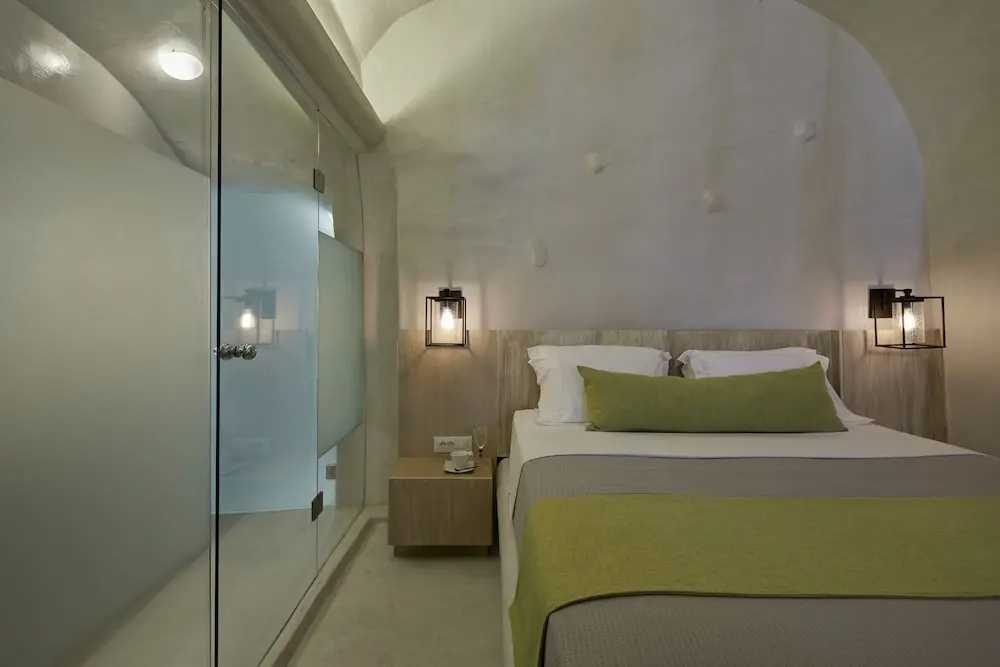 Rhenia's Suites