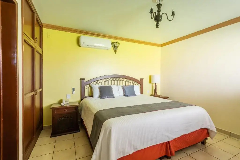 Superior Double room (full double bed)