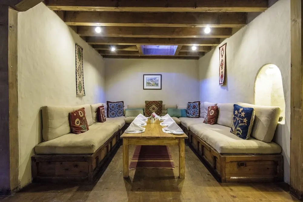 Serena Shigar Fort - Général