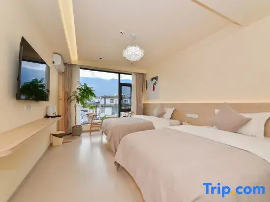 Standard Double room with sunset view (twin beds)
