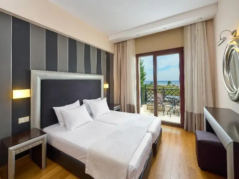 Standard Double room with view (full double bed)