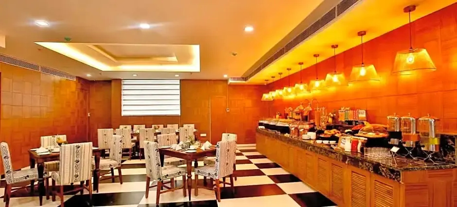 Food & Beverage