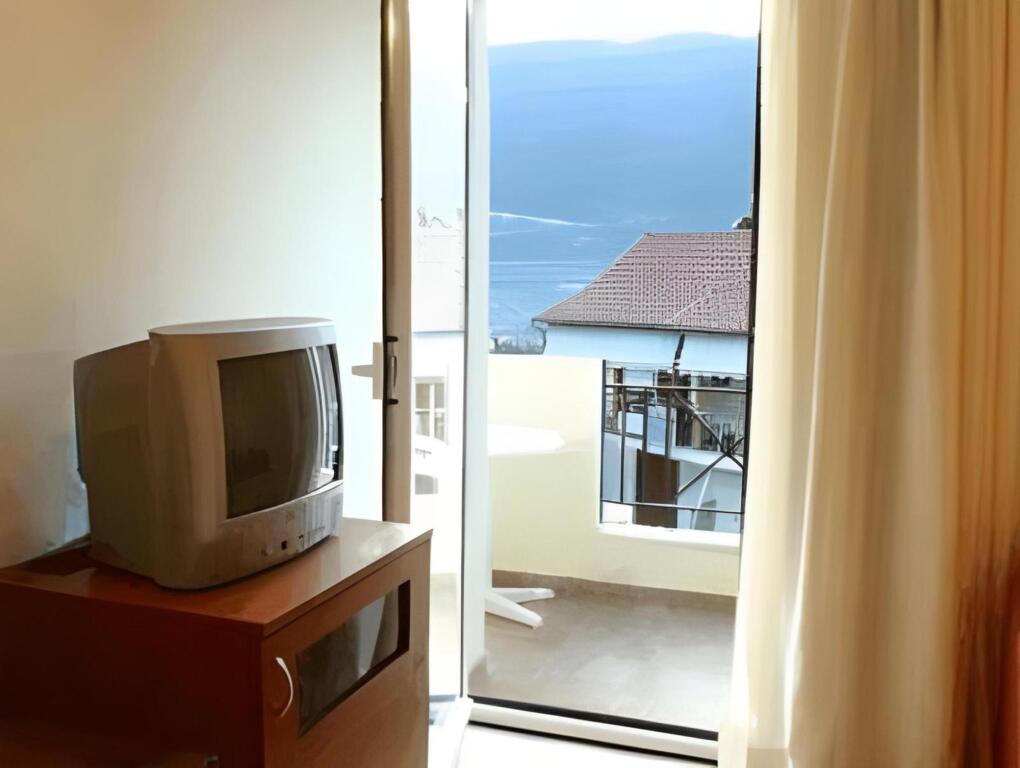 Vassiliki Bay Hotel by null