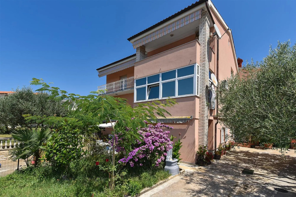 Apartments Meri 603