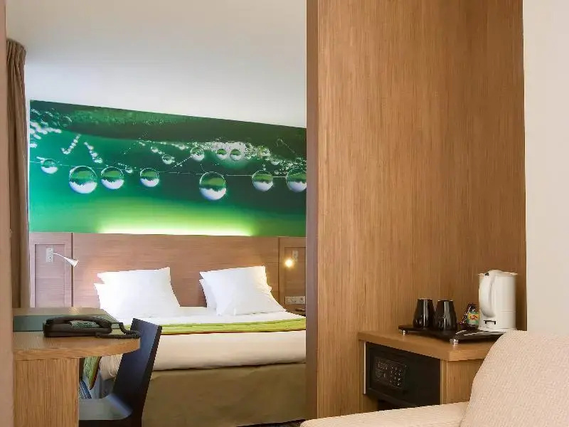 Privilege room