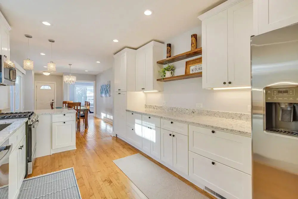 2 Mi to Northwestern: Updated Home w/ Game Room! - фото 19