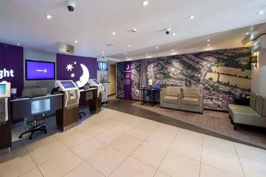 Premier Inn London Edgware — фото