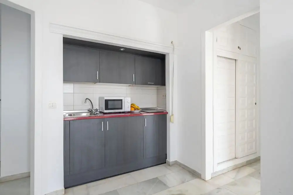 1 Bedroom Apartment with balcony
