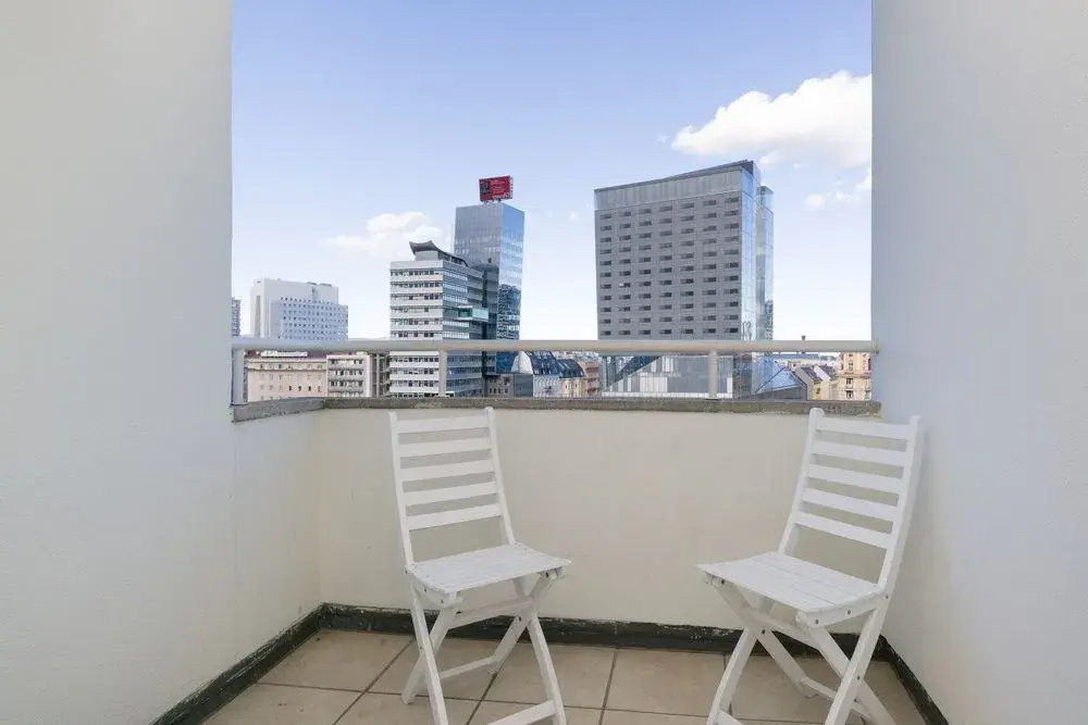Apartment Domino