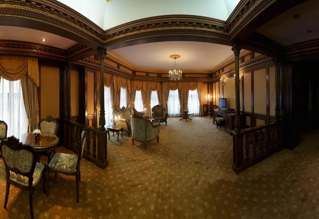Presidential Suite