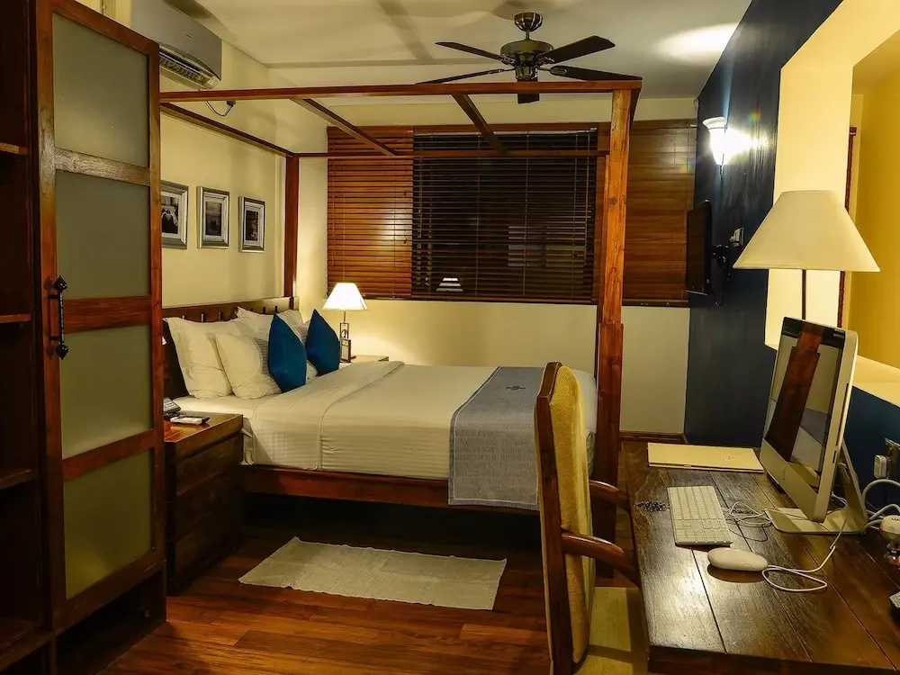 Suite with balcony