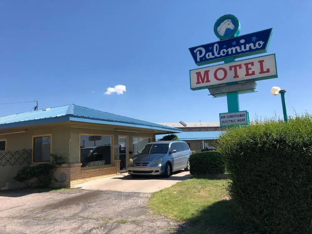 Palomino motel
