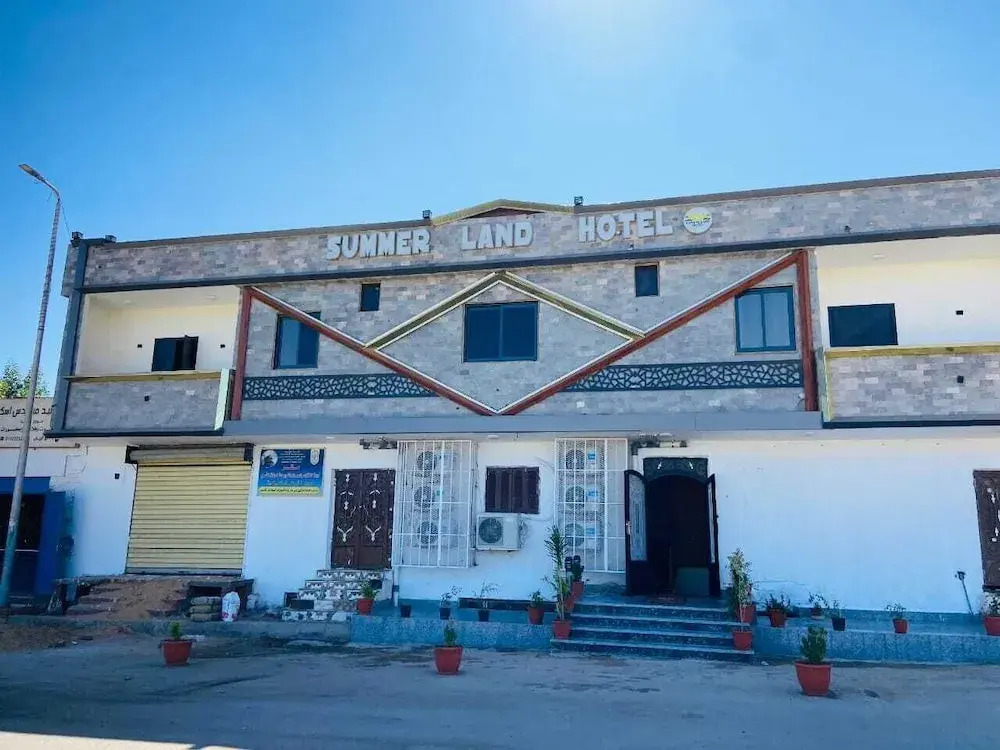 Summer Land Hotel — фото