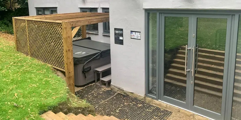 The Headingley House Leeds - Hot Tub - Sleeps Up To 12 - EV Charging