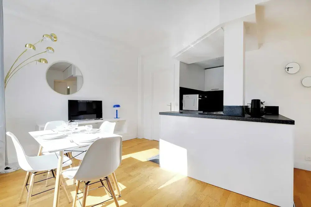 Afficher la photo 6 — Cozy Apartment 2bdr/5p - in the Heart of Suresnes