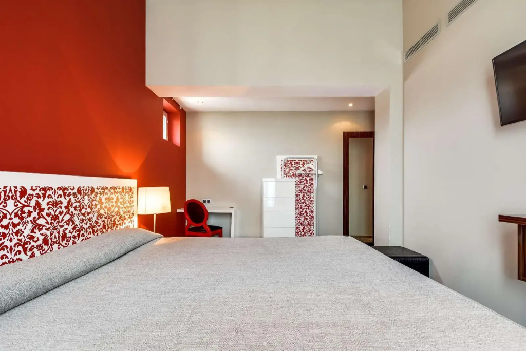 Pavillon Nation 14