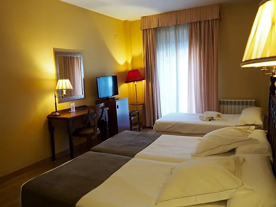 Hotel Ele Puente Romano - Chambres