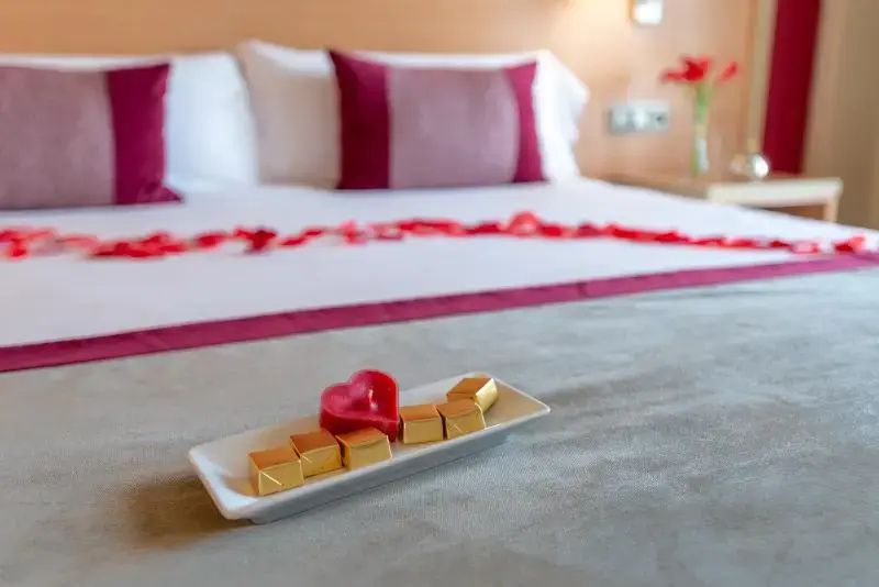 Standard Double Club room with balcony (full double bed)