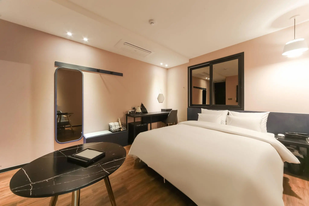 Frenchcode Hotel — 5