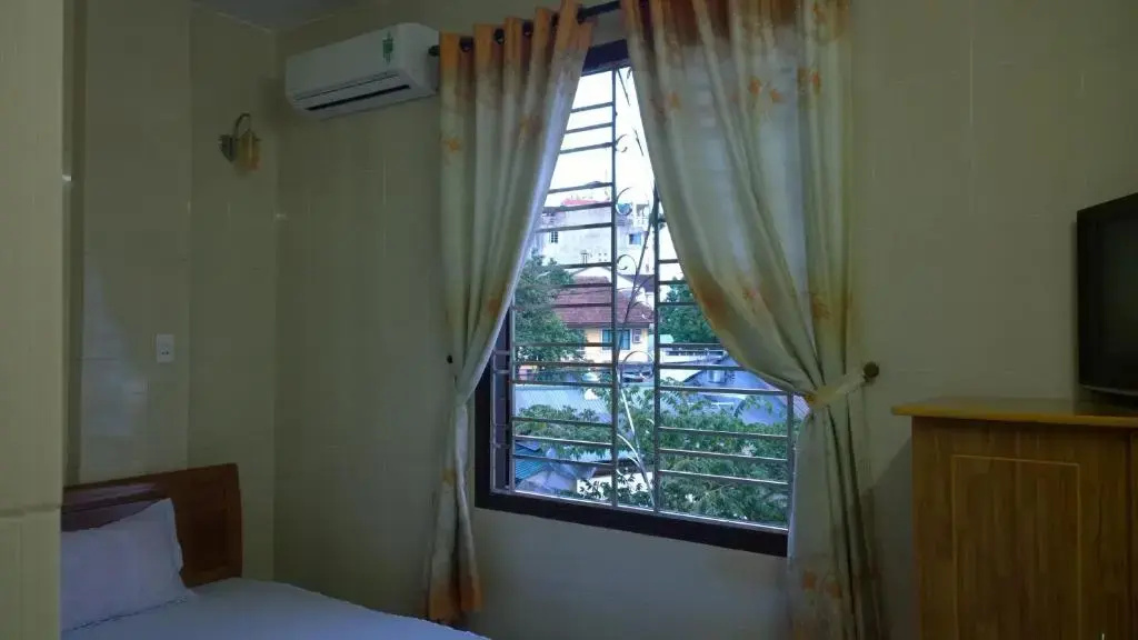 Economy room