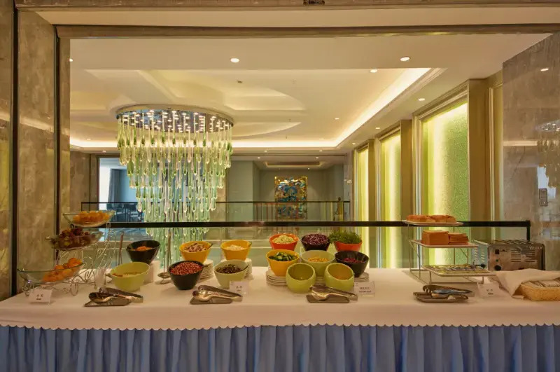 The Hotel V Zhenjiang Jingkou - фото 42
