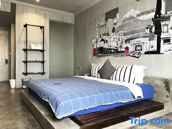 Superior Double room (full double bed)