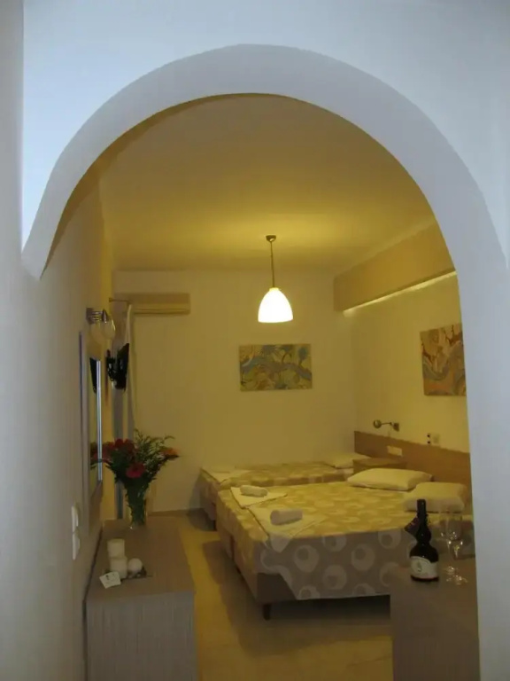 Standard Triple room with balcony
