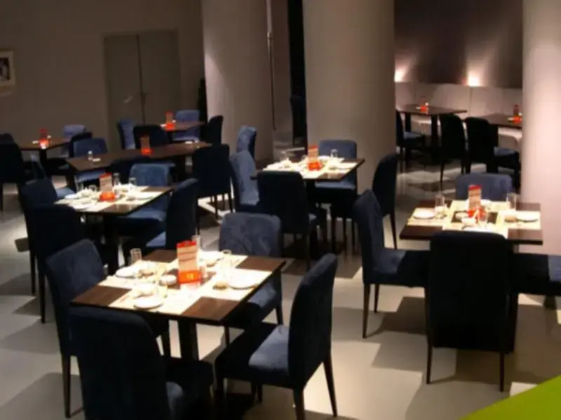 Food & Beverage
