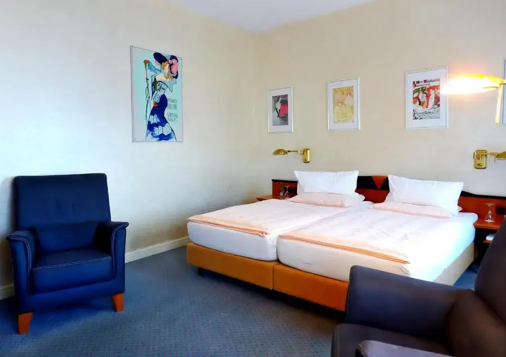 Standard Double room (full double bed)