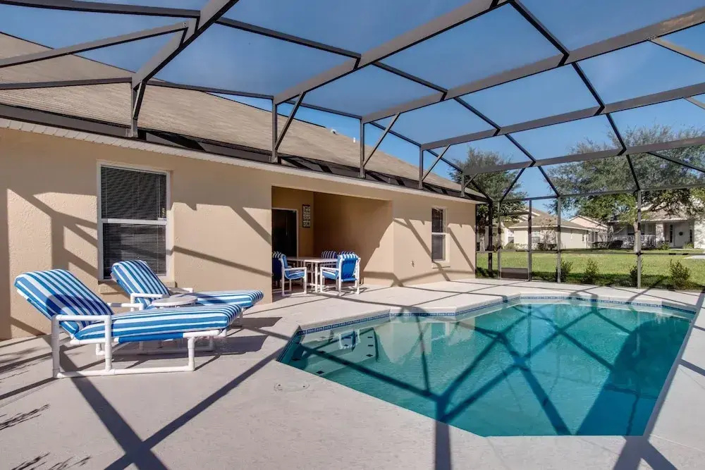 Private Pool, Foosball Table & Air Hockey!!