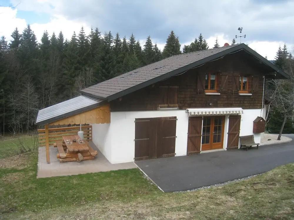 Charming Chalet In Ventron With Terrace