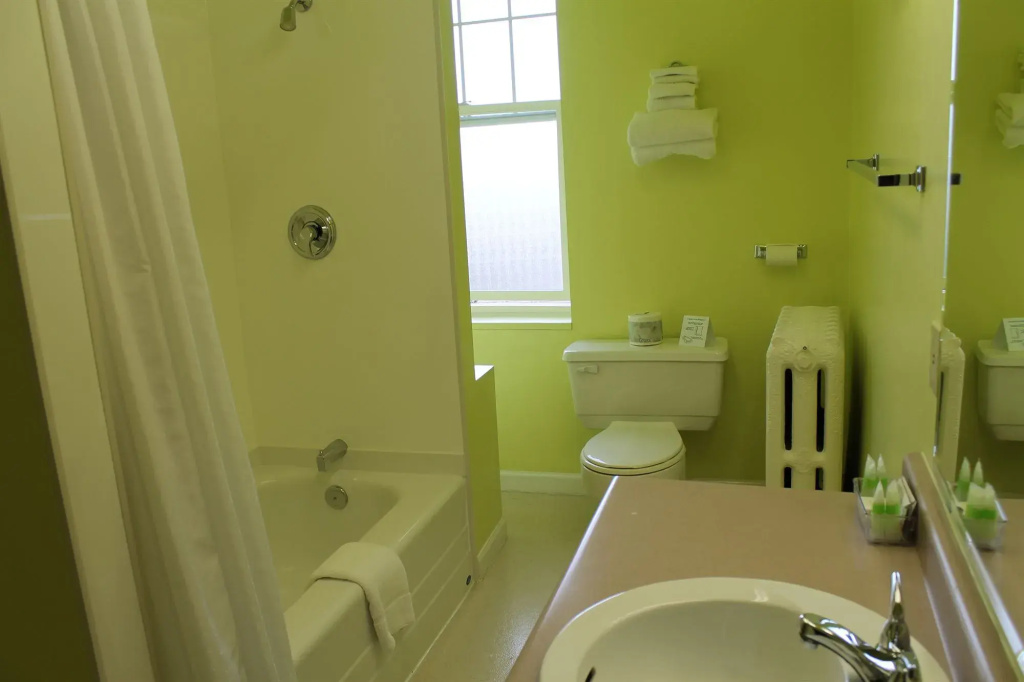 James Bay Inn Hotel & Suites - Général