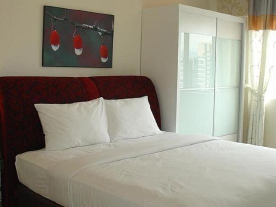 Duta Hotel & Residence