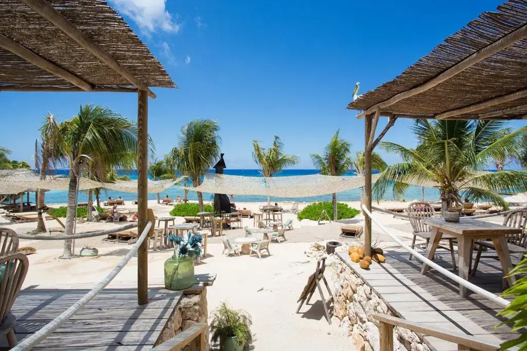 Beach & Waterfront