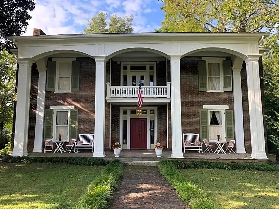 Belmont Inn