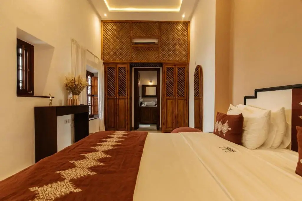 Superior Double room (full double bed)