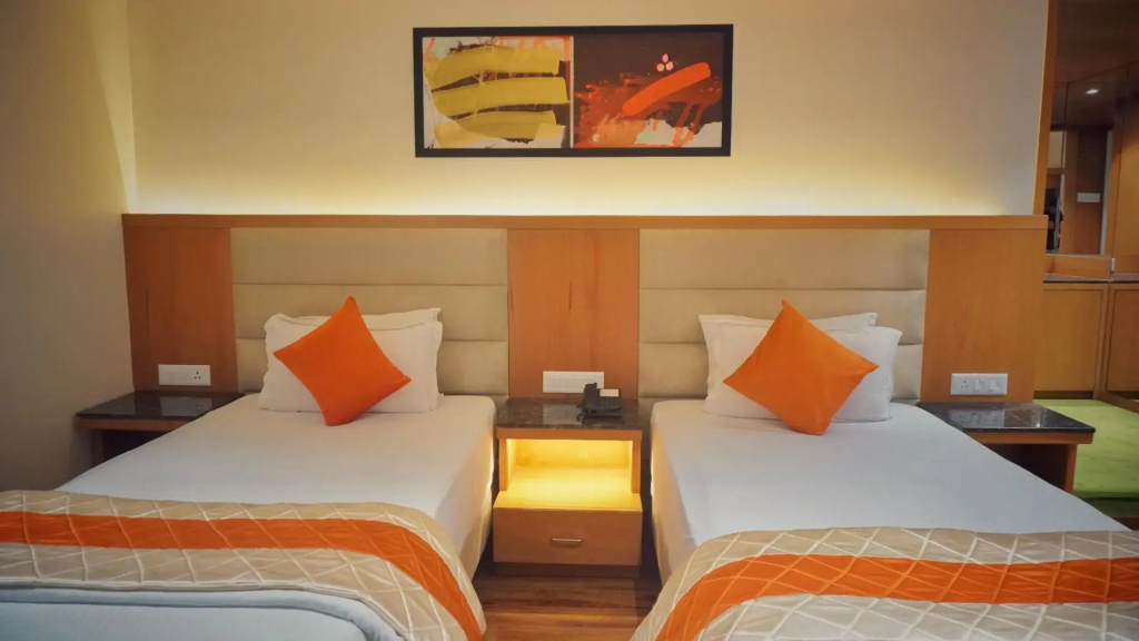 Superior Double room (full double bed)