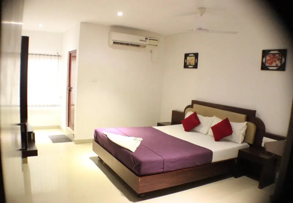 OYO 9417 Seaside Residency
