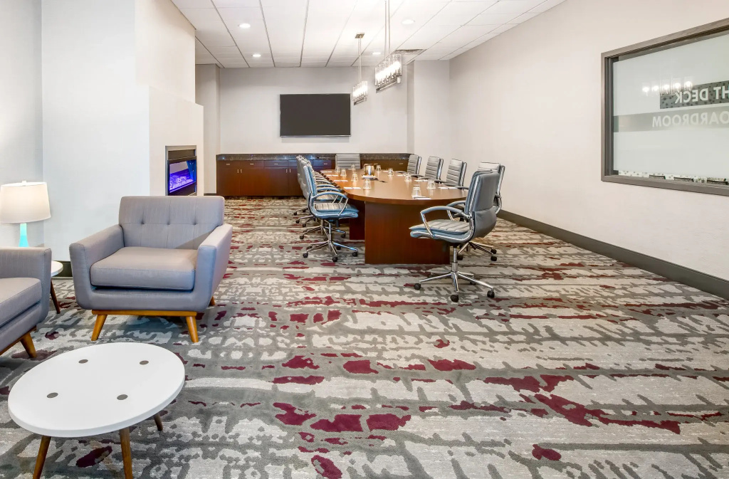 Crowne Plaza Milwaukee Airport by IHG - Général