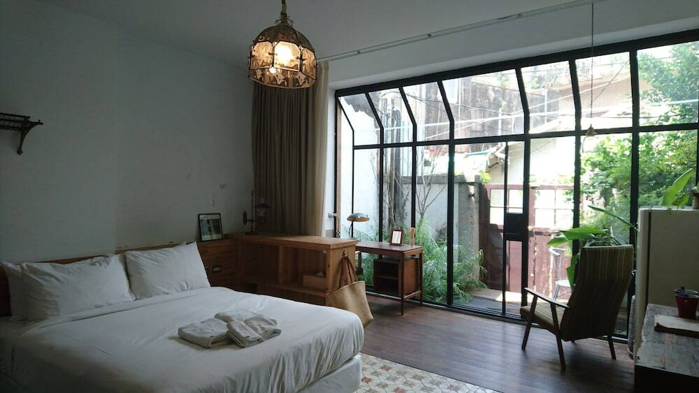 Двухместный номер Deluxe двуспальная кровать в Laile Hostel