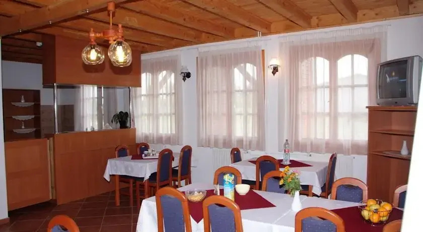 Tisza Apartman - фото 7