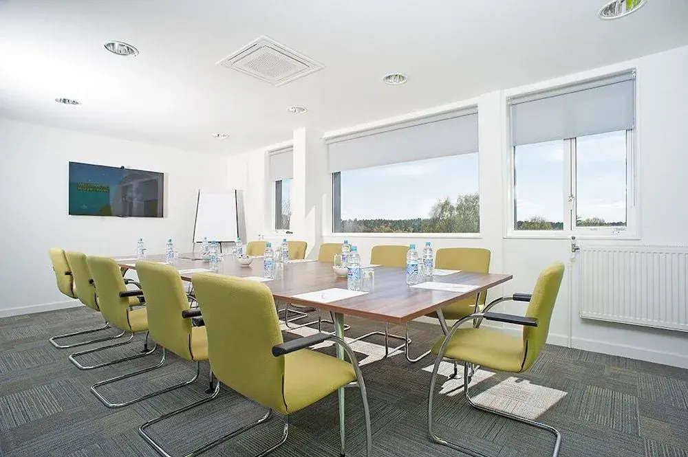 Roffey Park Venue - фото 17