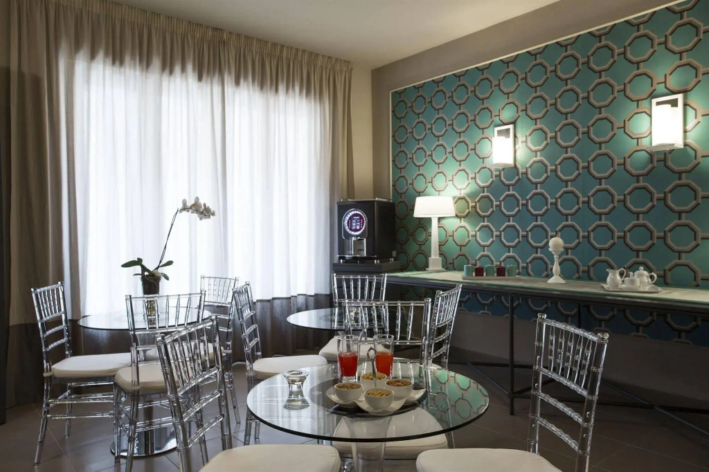 Smart Hotel Gallery House - Général