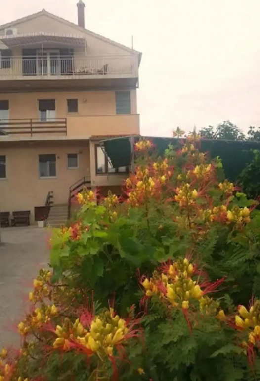 Ognjen - Family Apartments With Free Parking - A5